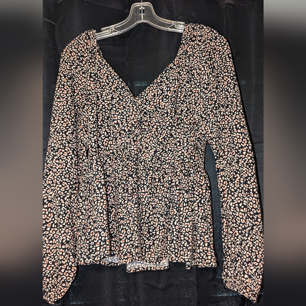 NWOT Leopard Peplum Top
